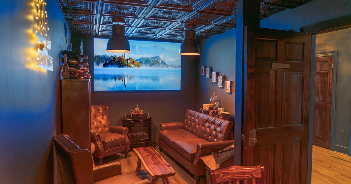 Lounge area