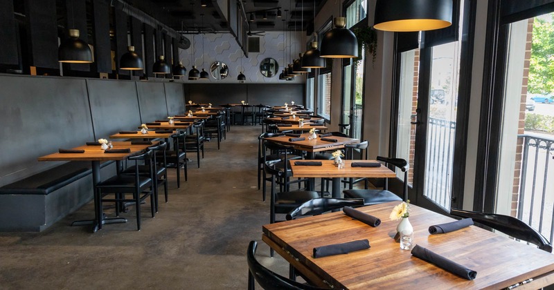 Interior, big dining area, other angle