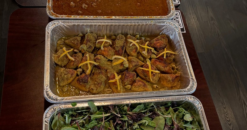 Food in serving coutainers