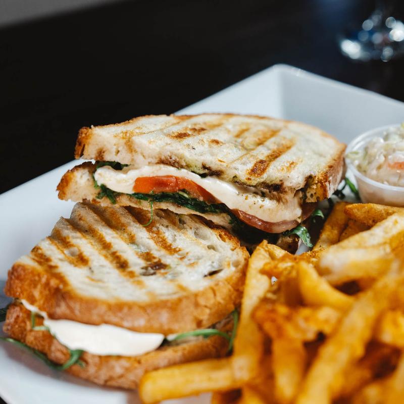 Tomato Mozzarella (V) photo