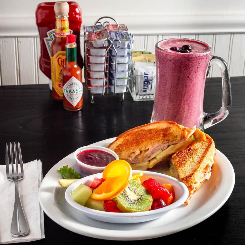 Turkey Apple Brie Panini photo