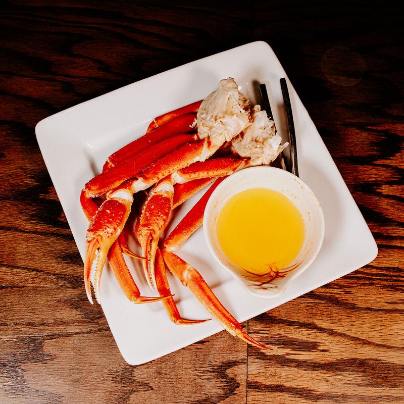 Steamed Snow Crab Legs photo