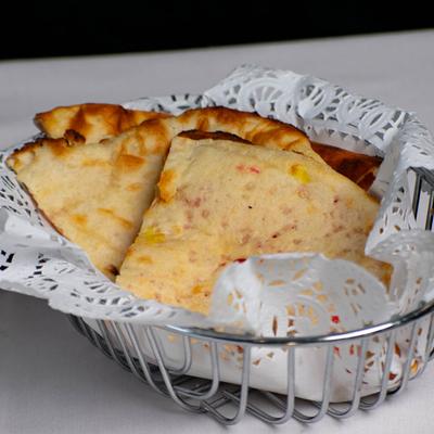 The Kashmiri Naan bread.