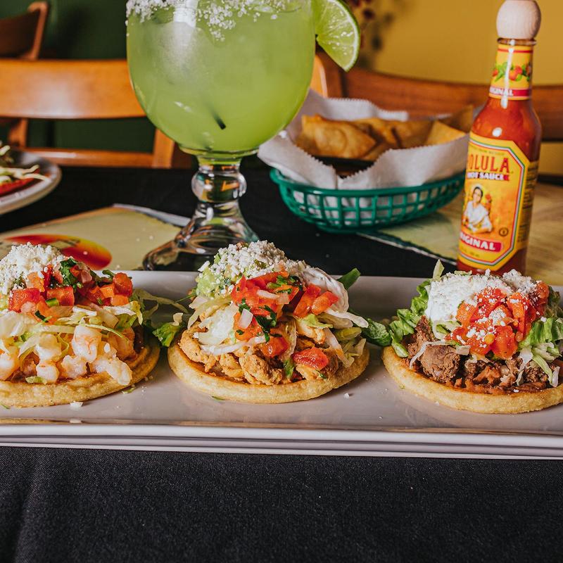 Sopes Volcanes photo