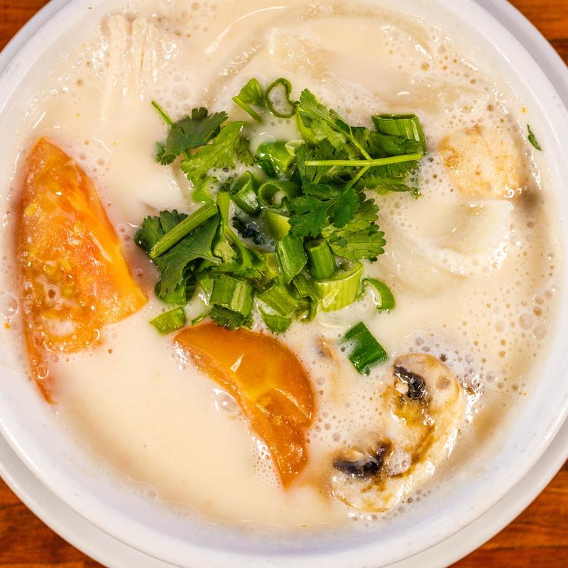 Tom Kha (S) photo