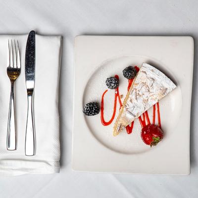 Grandmothers Cake, served, top view