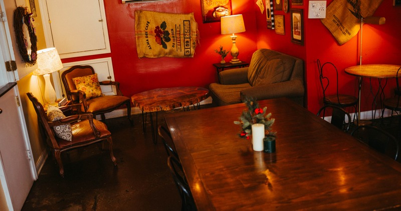 Seating area with a cozy, home-like atmosphere