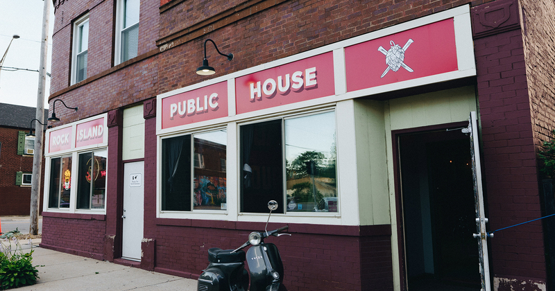 Exterior, main entrance