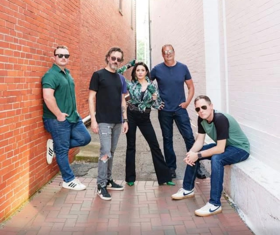 Three Ton Toad event photo