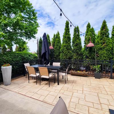 Exterior, patio in daylight