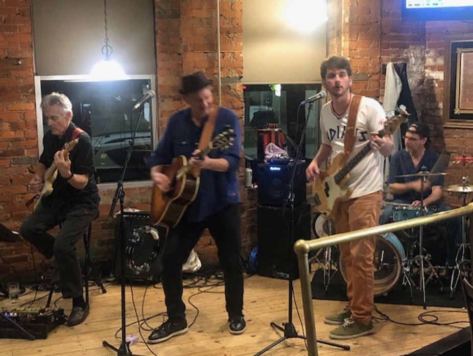 Live Music with Cats on Holiday event photo