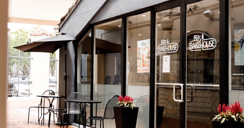 Exterior, tables and chairs