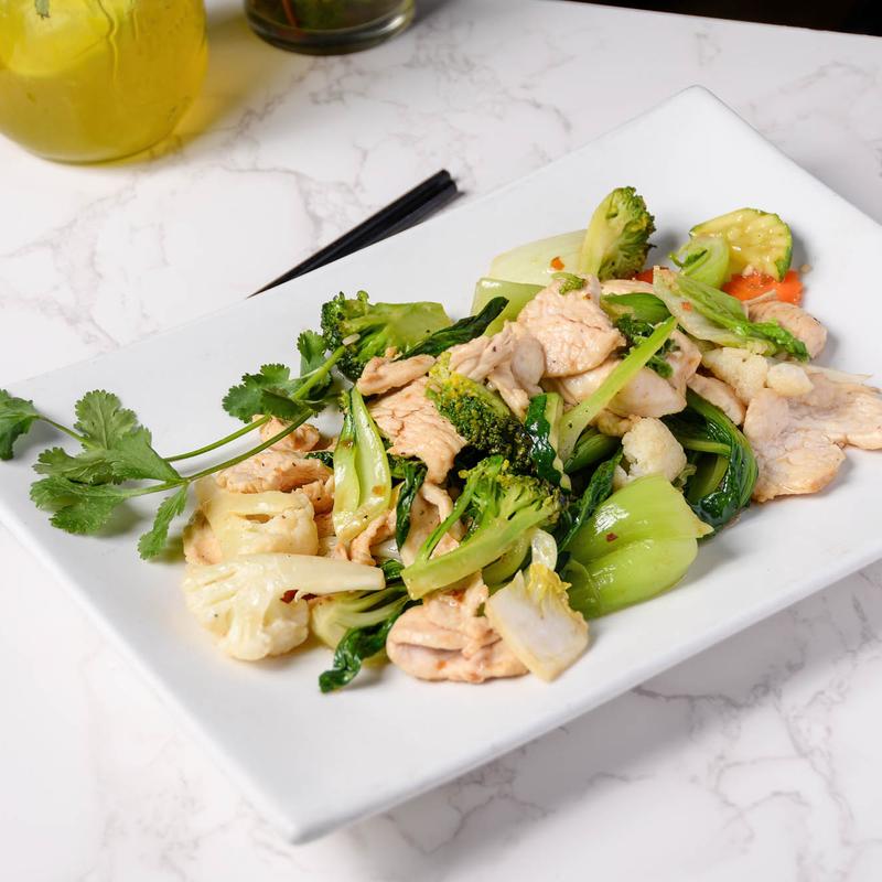 Ga Xao Xa Ot: (Lemongrass Chicken) photo