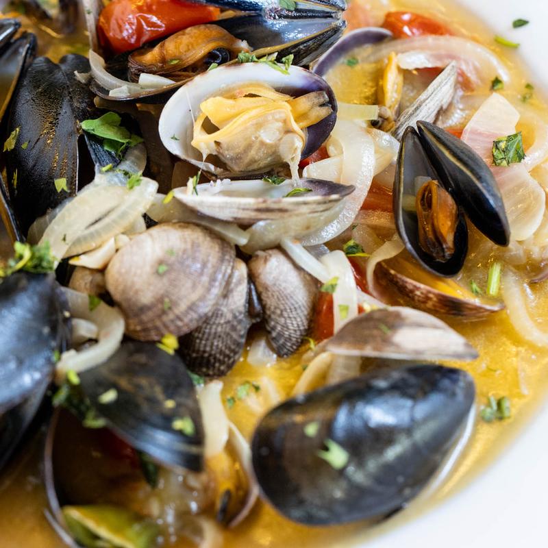 Vongole E Cozze Alla Larry photo