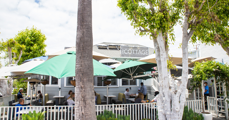 Outdoor, seating area, view from the street