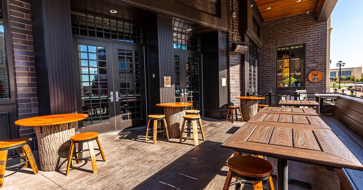 Magee's Outside Covered Patio