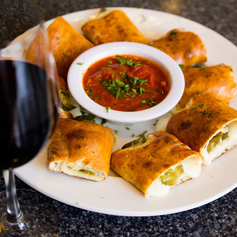 Caps Pizza & Bar Downtown, San Diego, CA