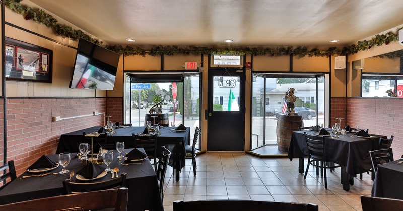 Interior, entrance, tables, chairs