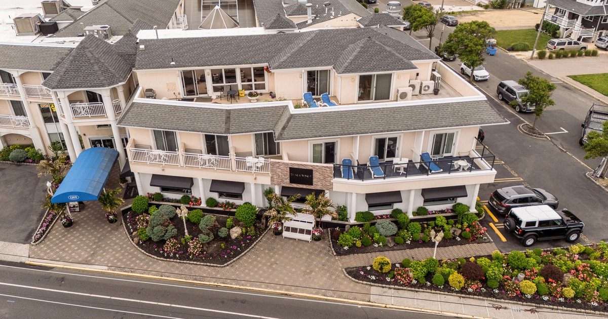 Exterior, aerial view to restaurant