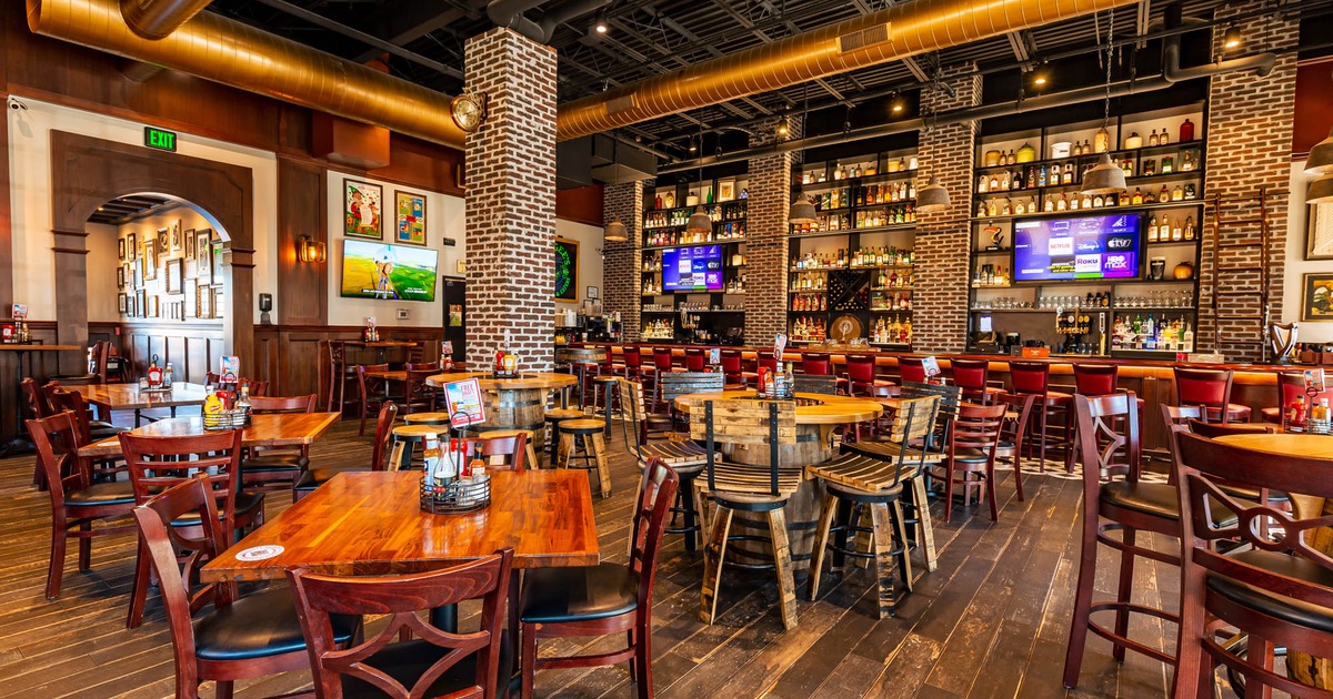 Magee's Main Dining Room