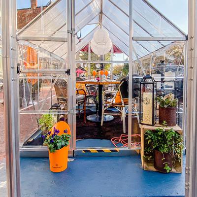 Restaurant decorations