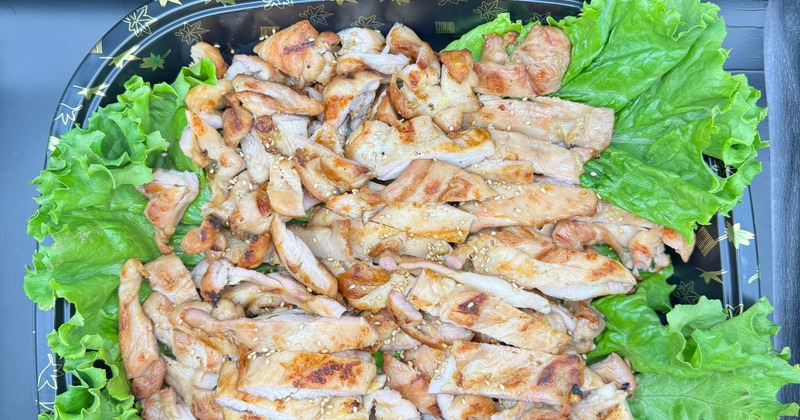 Grilled chicken tray