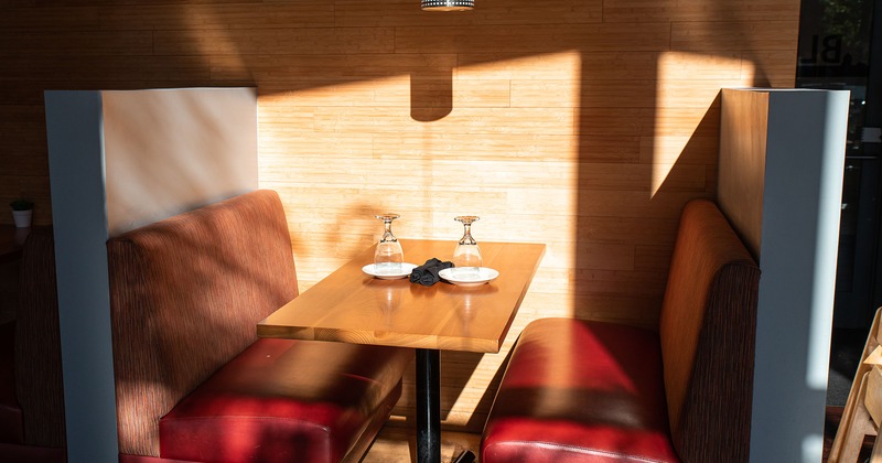 Interior, Private booth seating