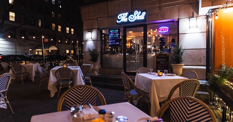 Exterior, tables ready for guests