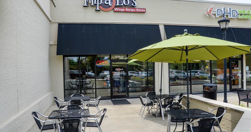 Exterior seating space