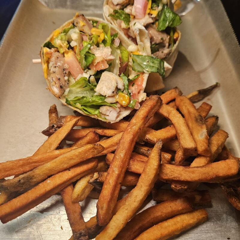 Chicken Bacon Hott Honey Ranch photo