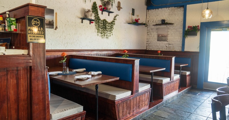 Dining area, booth tables