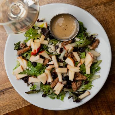 Apple and gorgonzola salad.