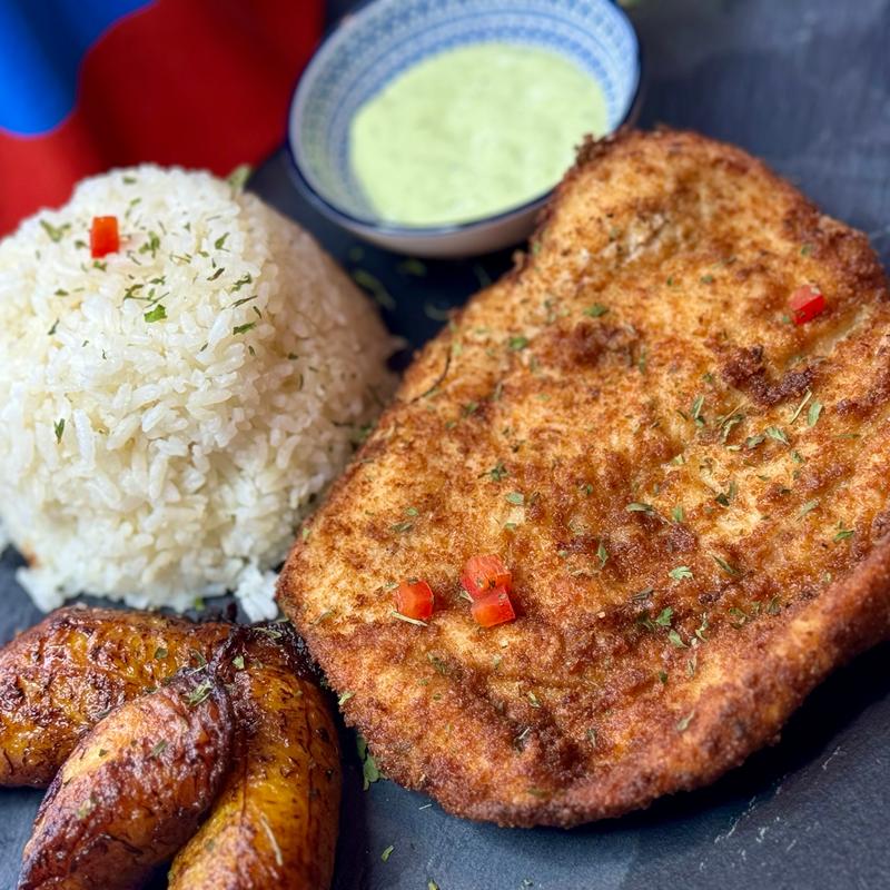 Milanesa De Pollo photo