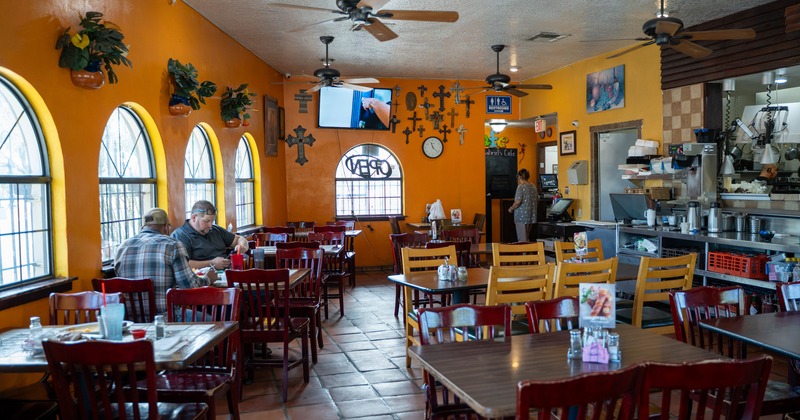 Diner area, wide view