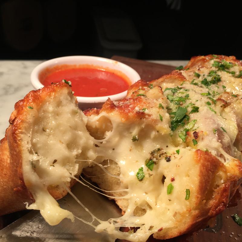Garlic Cheese Bread photo