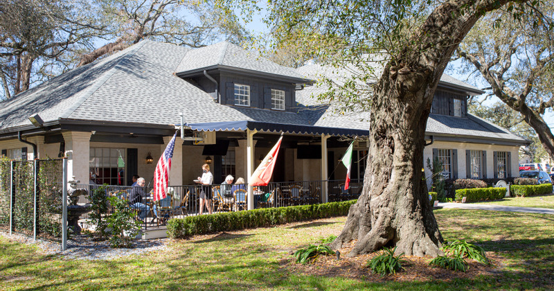 Exterior, patio area