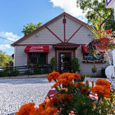 Exterior, view of the restaurant.