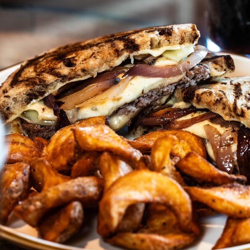 ST PADDY ANGUS MELT* photo