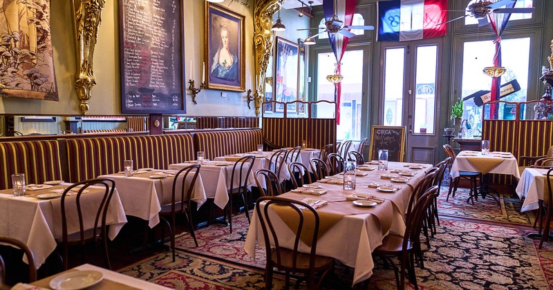 Interior seating area, decoration