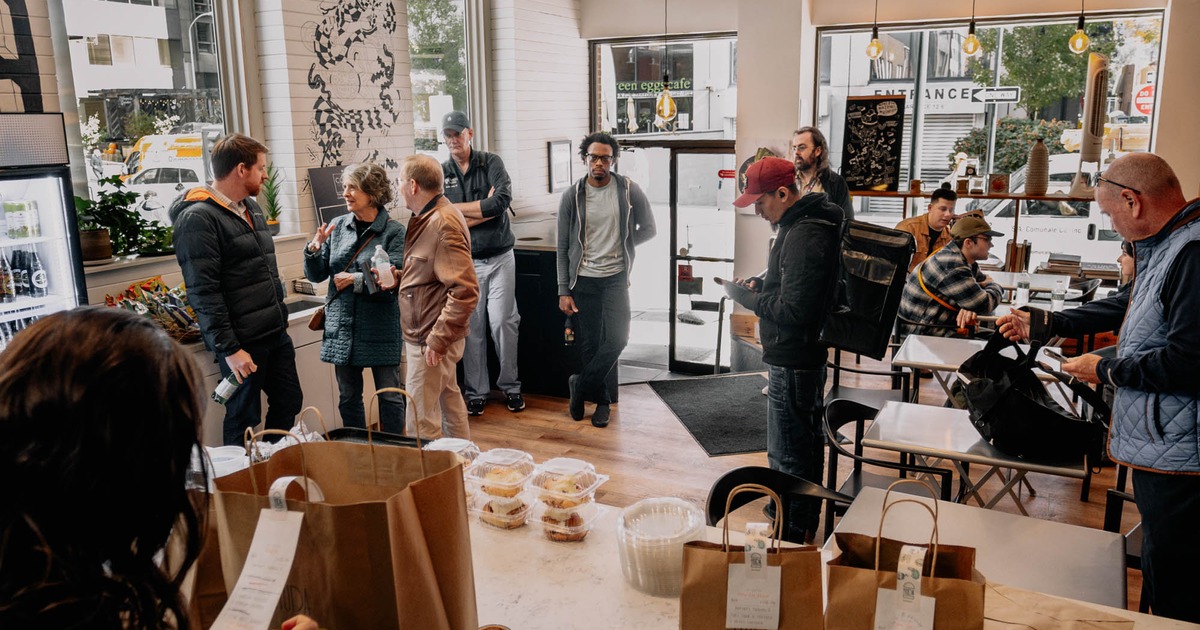 Pick up counter, view to restaurant interior