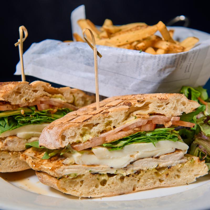 Grilled Chicken Sandwich Deluxe photo