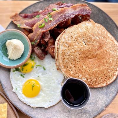 Bacon, eggs and pancakes breakfast