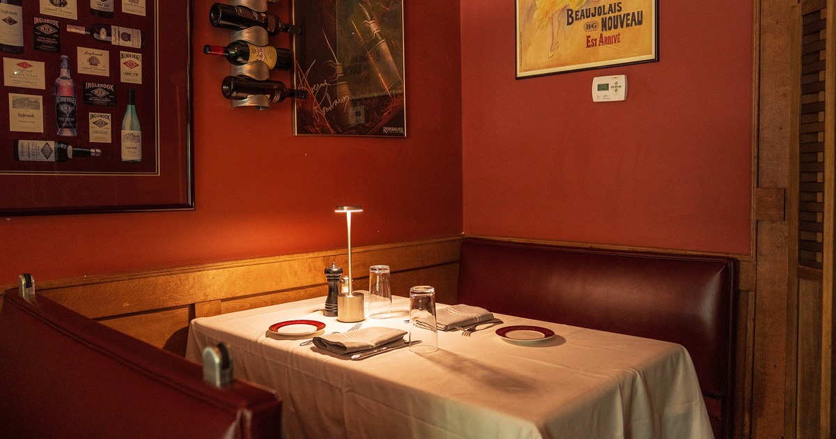 Dining table, set for two guests in the corner