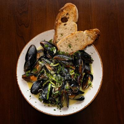 gallery photo number 4