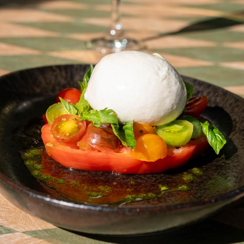 BURRATA & TOMATOES photo