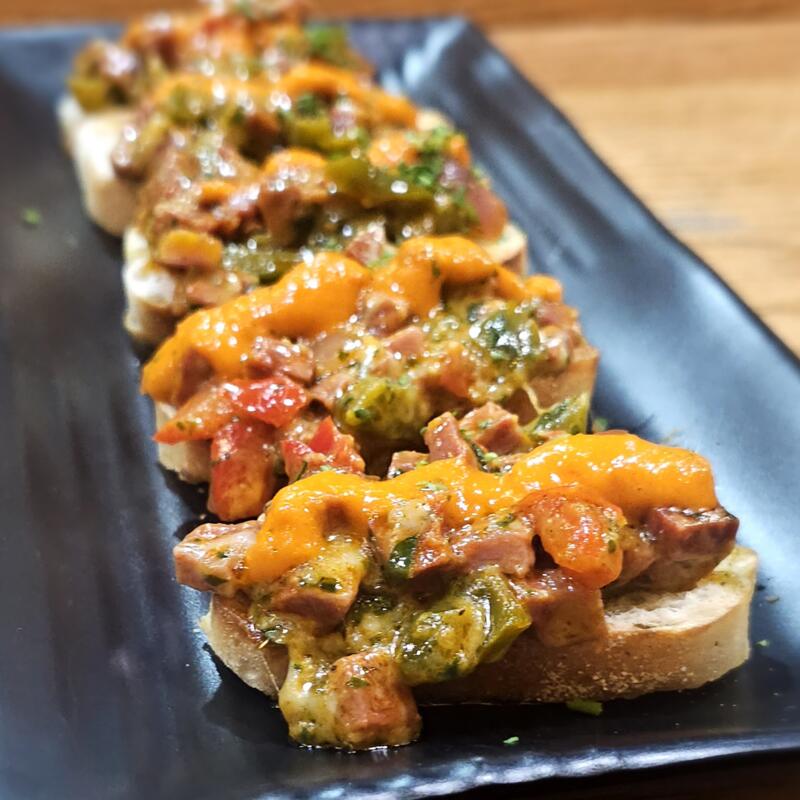 Tostada de Queso y Chorizo photo