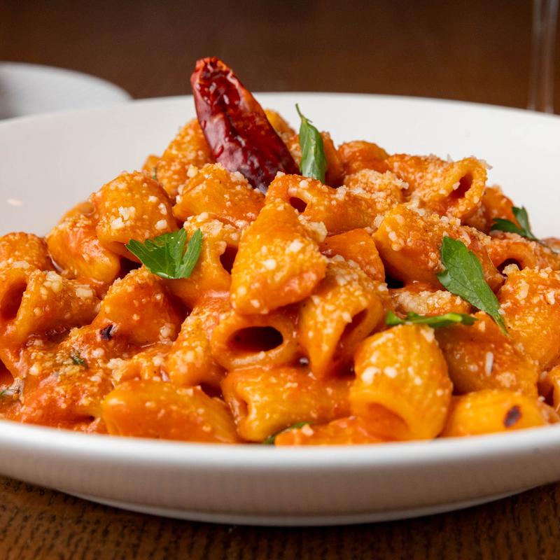 menu item 16 of 17, Rigatoni Vodka
