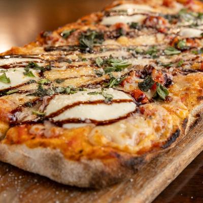 Roasted Tomato & Basil flatbread.