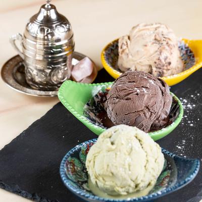 Different flavors of the ice cream.