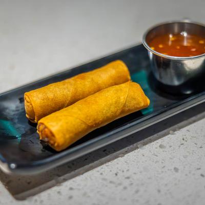 Egg Rolls and dipping sauce.
